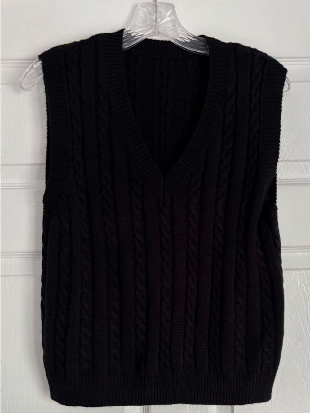 SHEIN Women’s Classic Cable Knit V-Neck Vest - Black Size S